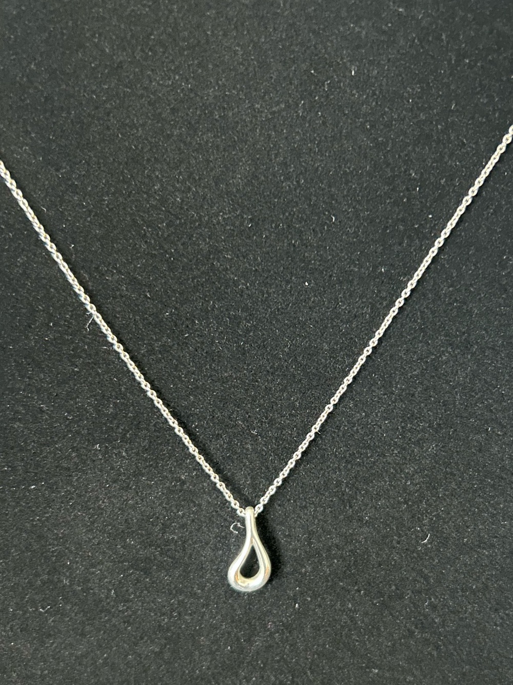 Vintage Tiffany & Co Open Teardrop Elsa Peretti 16”Necklace .925 Silver SPAIN